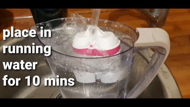BWT water filter Jug *How to change the old cartridge? смотреть онлайн