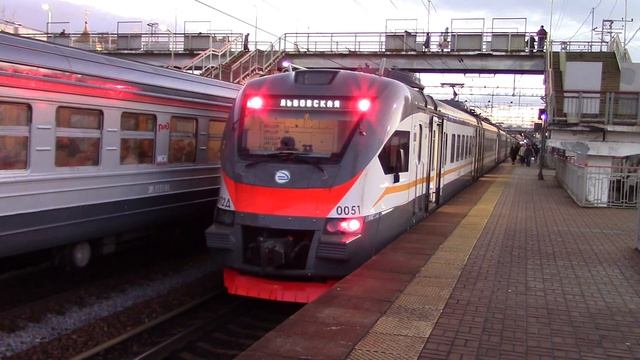 ЭП2Д-0051 и ЭР2-1338, станция Щербинка