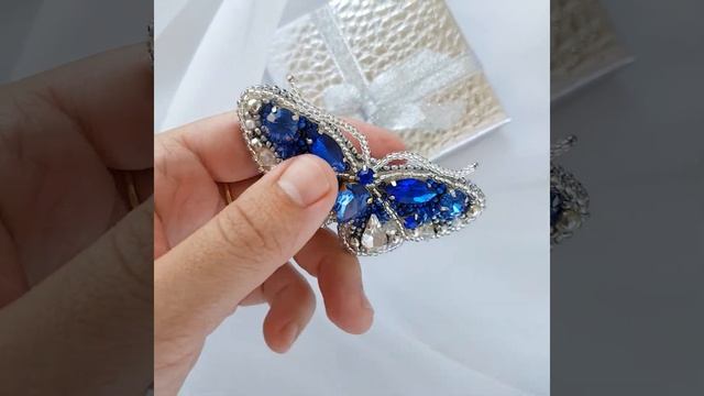 Брошь бабочка