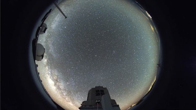 Subaru All-Sky Camera 17 Apr 2023 UT/ すばる望遠鏡全天モニタ動画2023年4月17日（世界時） смотреть онлайн