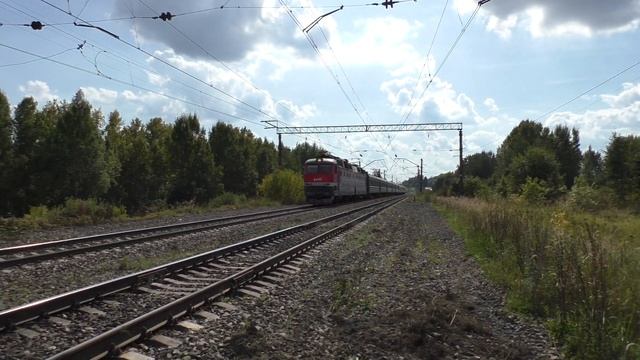 Электровоз ЧС7-097 с поездом № 048 Кишинёв - Москва смотреть онлайн