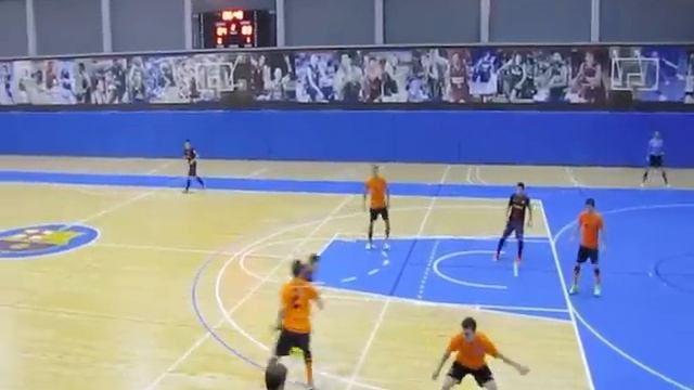 ШКОЛА BREAKDANCE смотреть онлайн