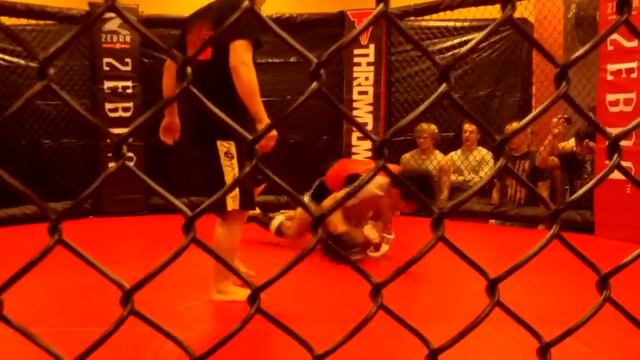 Boxing Inc\Rise Combat Eddie (Machete) 9/8/2012 VID_20121208_124815.mp4 смотреть онлайн