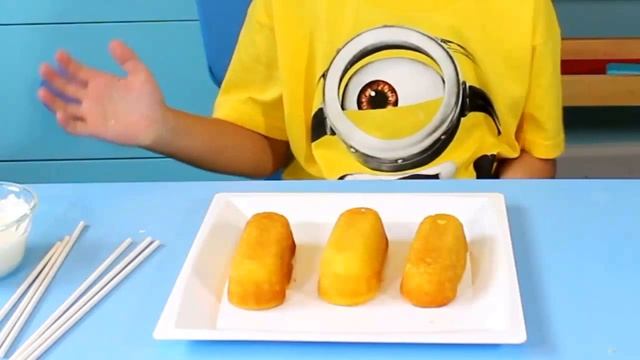 How To Make Despicable Me Minion Twinkie Cake Pops - Abe's World