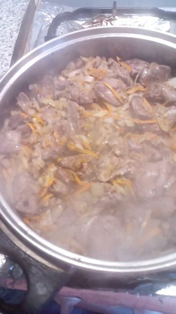 Куриная печень с луком и морковью Ставьте лайки и подписывайтесь на мой канал