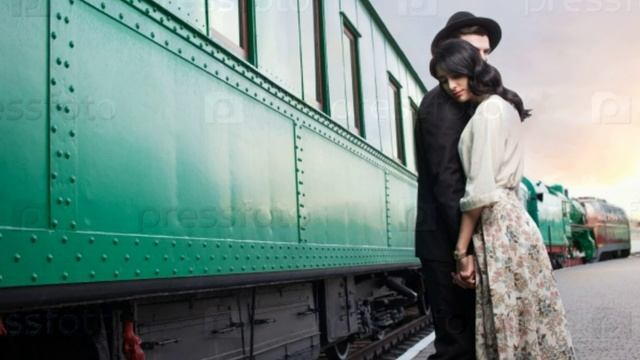 ЧЕМОДАН с дорожными вещами смотреть онлайн