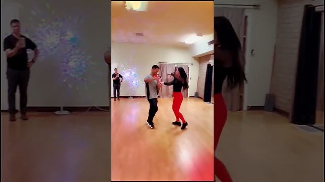 Salsa on 1 Level 2 Turn Variations with Bridgette Maria & Olber смотреть онлайн