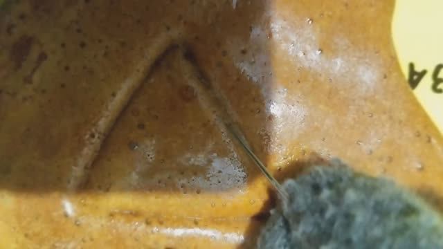 Игра в кальмара.Вырезаю треугольник.