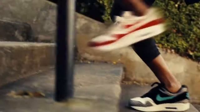Христина Швець - Nike (сюжет до програми ТЕМА: Від ідеї до корпорації) смотреть онлайн
