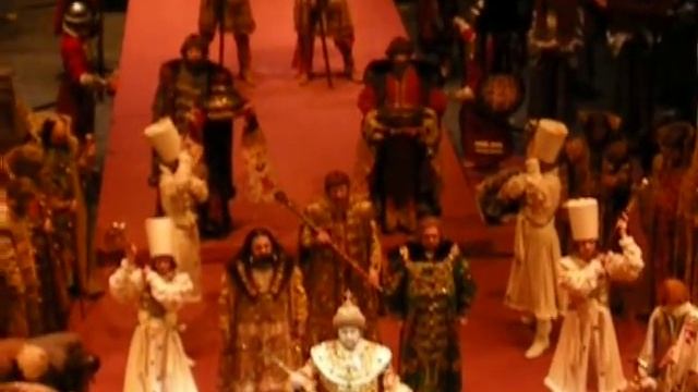 Mussorgsky "Boris Godunov" - Coronation scene ("Скорбит душа...") - Ferruccio Furlanetto смотреть онлайн