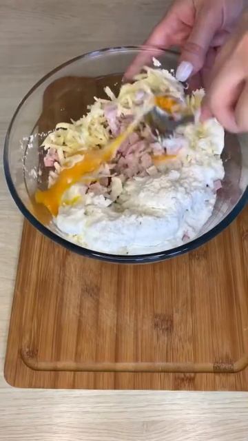 Котлеты из колбасы и сыра