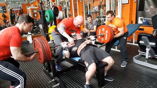 220kg Multi ply, Bench opener 16 days out WPC European Powerlifting Championship смотреть онлайн