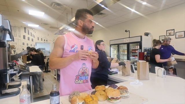 ALL YOU CAN EAT BAGEL CHALLENGE - DANS BAGELS - TROPHY CLUB, TX смотреть онлайн