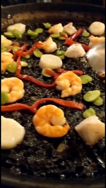 PAELLA NEGRA (SQUID INK) With Gambas Al Ajillo #cravings #newyork #shorts #seafood