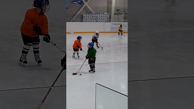 Хоккей малыши смотреть онлайн