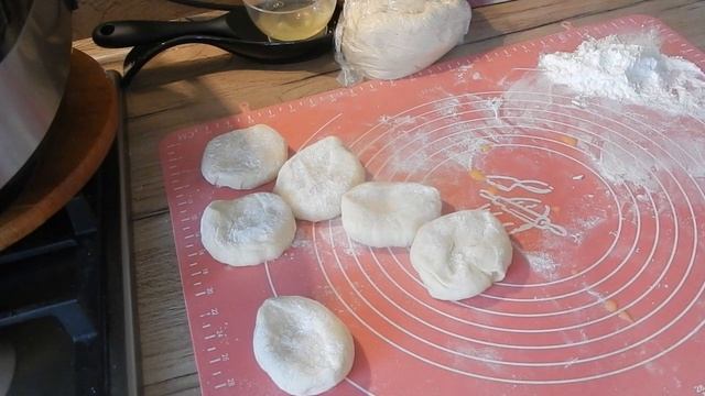 Мои самые любимые  шанежки и пирожки с картошкой....