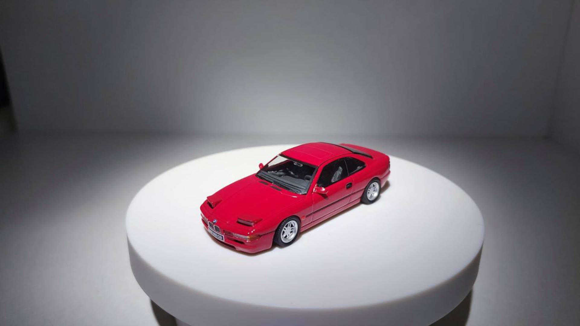 BMW 850 CSI