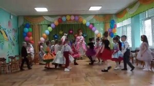 Выпускной детский сад стиляги. Игра"Сосчитай горох"