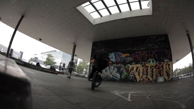 Federal Bikes - Milton Keynes - Joe Jarvis, Jakub K & Tom Shepherd смотреть онлайн