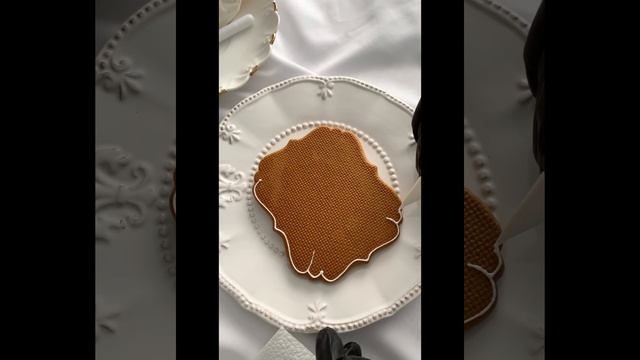 Контур заливки пряника.