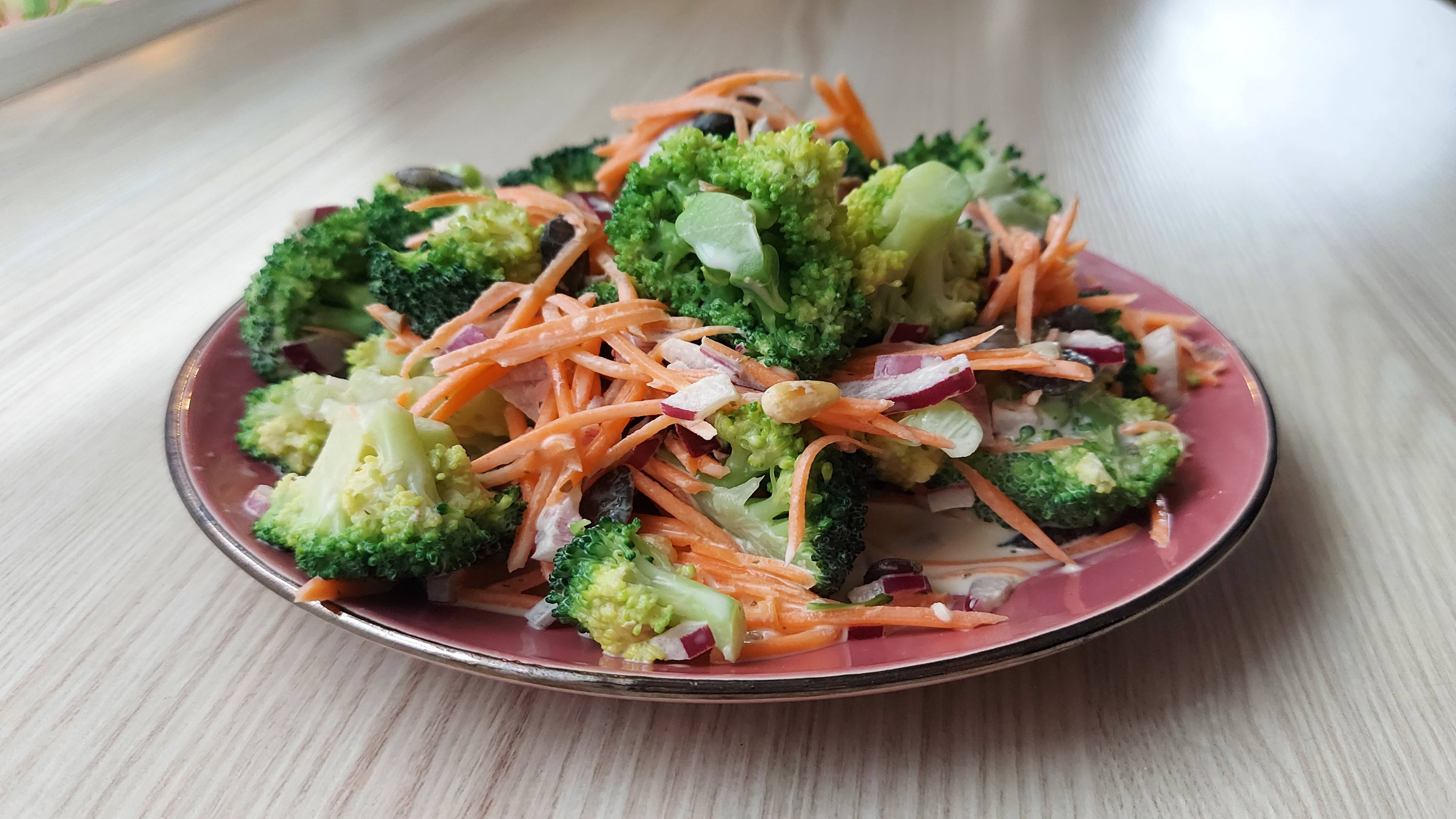 САЛАТ с брокколи очень просто быстро и вкусно! Салат из двух ингредиентов! смотреть онлайн