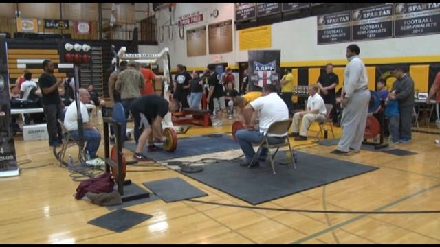 2014 APF AAPF Illinois State Powerlifting Day 1 Platform 2 Deadlift смотреть онлайн