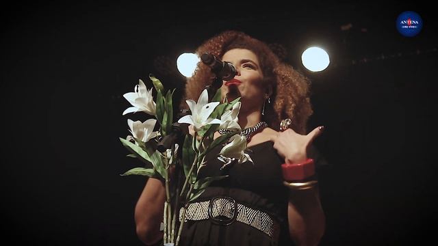Vanessa da Mata "Vá Com Deus" ( Antena 1 AoVivo ) смотреть онлайн