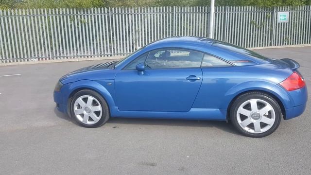 Audi TT 225 quattro смотреть онлайн