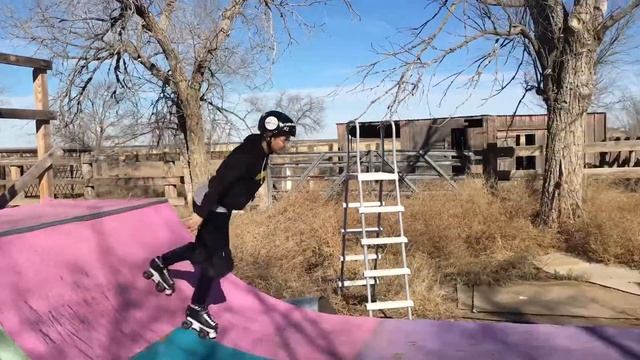 Roswell Backyard Skate Sesh смотреть онлайн