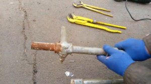 Как раскрутить старое резьбовое соединение.