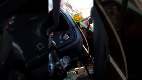 Поставил дворник от волги на Т 25.