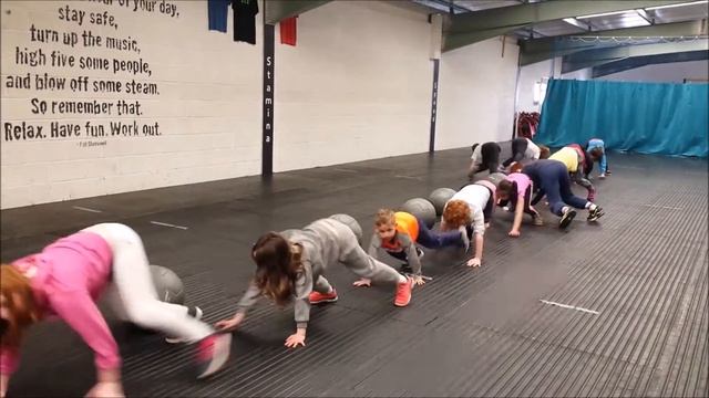CrossFit Kids April смотреть онлайн