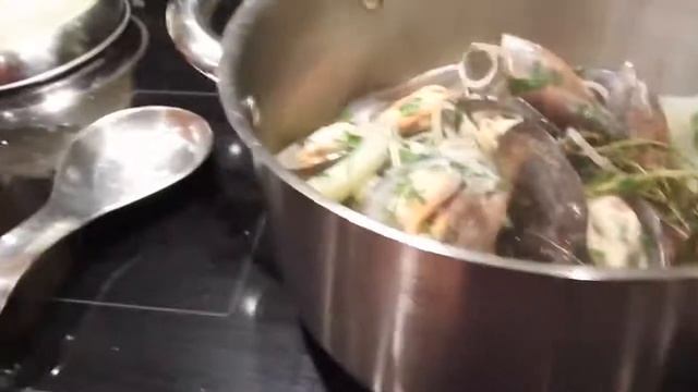 MOULES MARINIERE смотреть онлайн