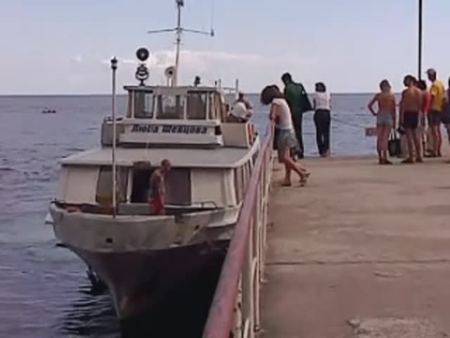 Алупка. Причал смотреть онлайн