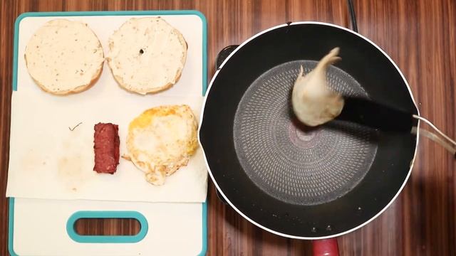 Halal Breakfast Bagel: Cooking With Cass By Midamar Halal
