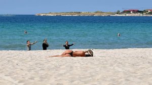 Отдых в поселке Черноморское (Крым) – обзор курорта, и стоит ли сюда ехать