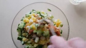 Постный стол.Суп-лапша.Гуляш с соей(заменитель мяса) и овощами.Два салата.Блюдо бедуинов.Без масла.