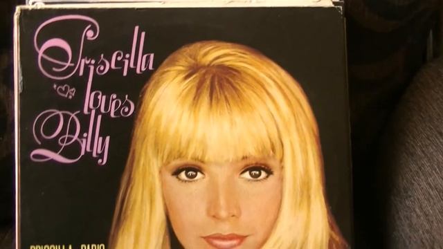 ВИНИЛИНСКИ ПРЕДСТАВЛЯЕТ: Находки винила. Часть 1 (Vinyl digging 26.08.2017 part 1) смотреть онлайн