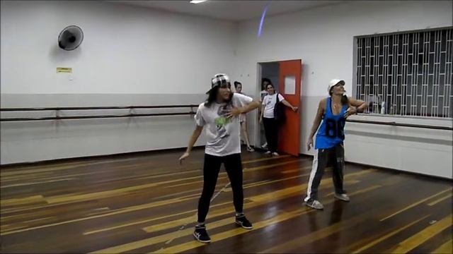 Nina & Joana - Super Bass (Nicki Minaj) HipHop FS смотреть онлайн