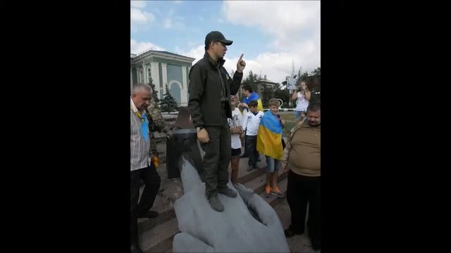 А Ленин такой молодой