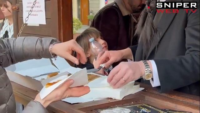 Carnevale di Borgosesia, successo per l’iniziativa “Oggi mi vesto come mi pare” смотреть онлайн