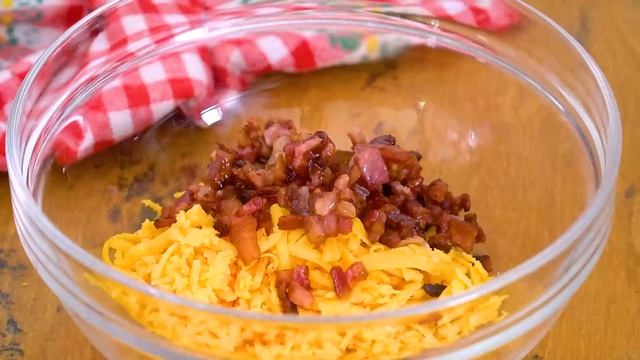 Jalapeno Popper Cheese Ball Recipe - Sweet And Savory Meals