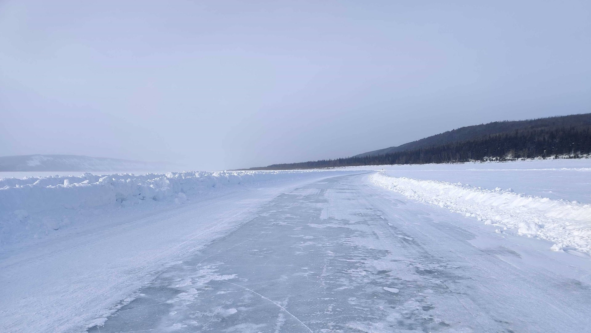 Автозимник Олекминск - Якутск смотреть онлайн