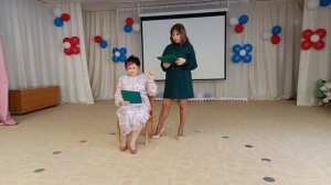 Сценка " Разговор двух подруг"