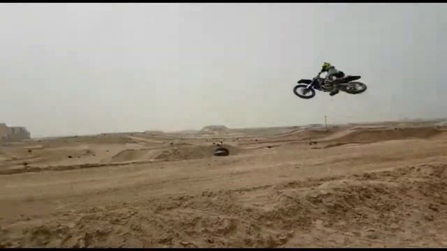 UAE Dubai motocross track DMX смотреть онлайн