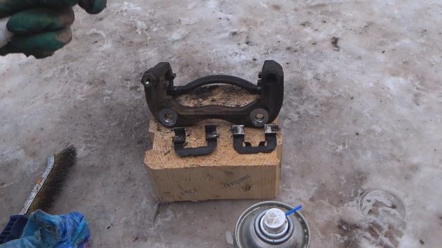 ЗАМЕНА ПЕРЕДНИХ ТОРМОЗНЫХ ДИСКОВ и КОЛОДОК НА КИА РИО 2011-2020 года. смотреть онлайн