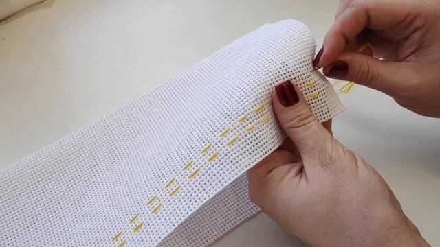 Закрепление нити в начале ряда способ "петелька". смотреть онлайн