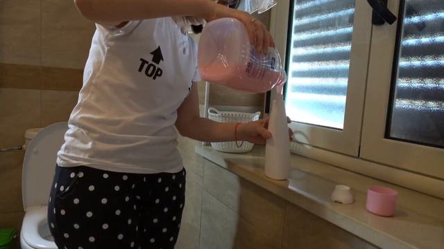 Ежедневная уборка ванной комнаты. Как я экономлю. Обзор швабры с Ali-express. Социальная помощь. смотреть онлайн