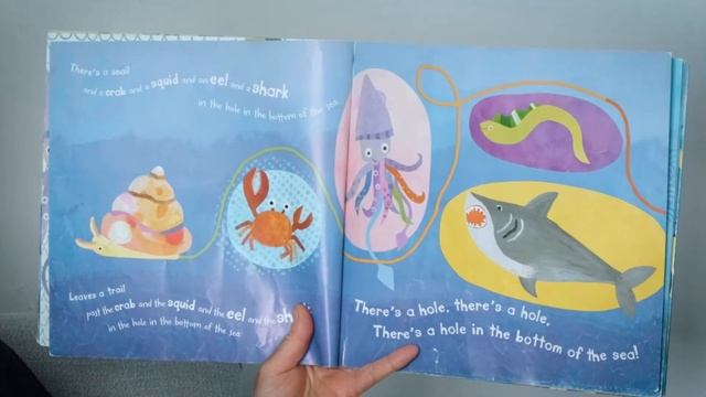 Mary's Story Time - A Hole in the Bottom of the Sea смотреть онлайн