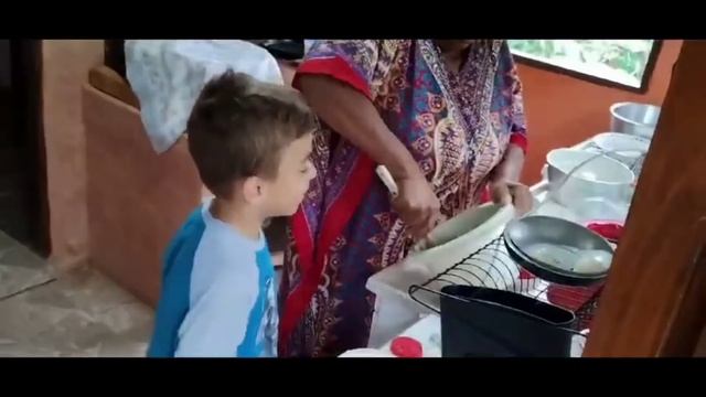 Bolo de Ora-pro-nóbis смотреть онлайн
